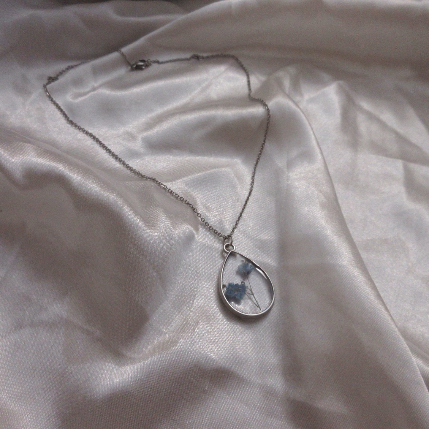 Baby’s Breath Necklace